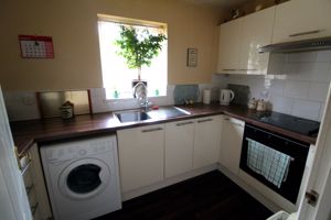 Kitchen- click for photo gallery